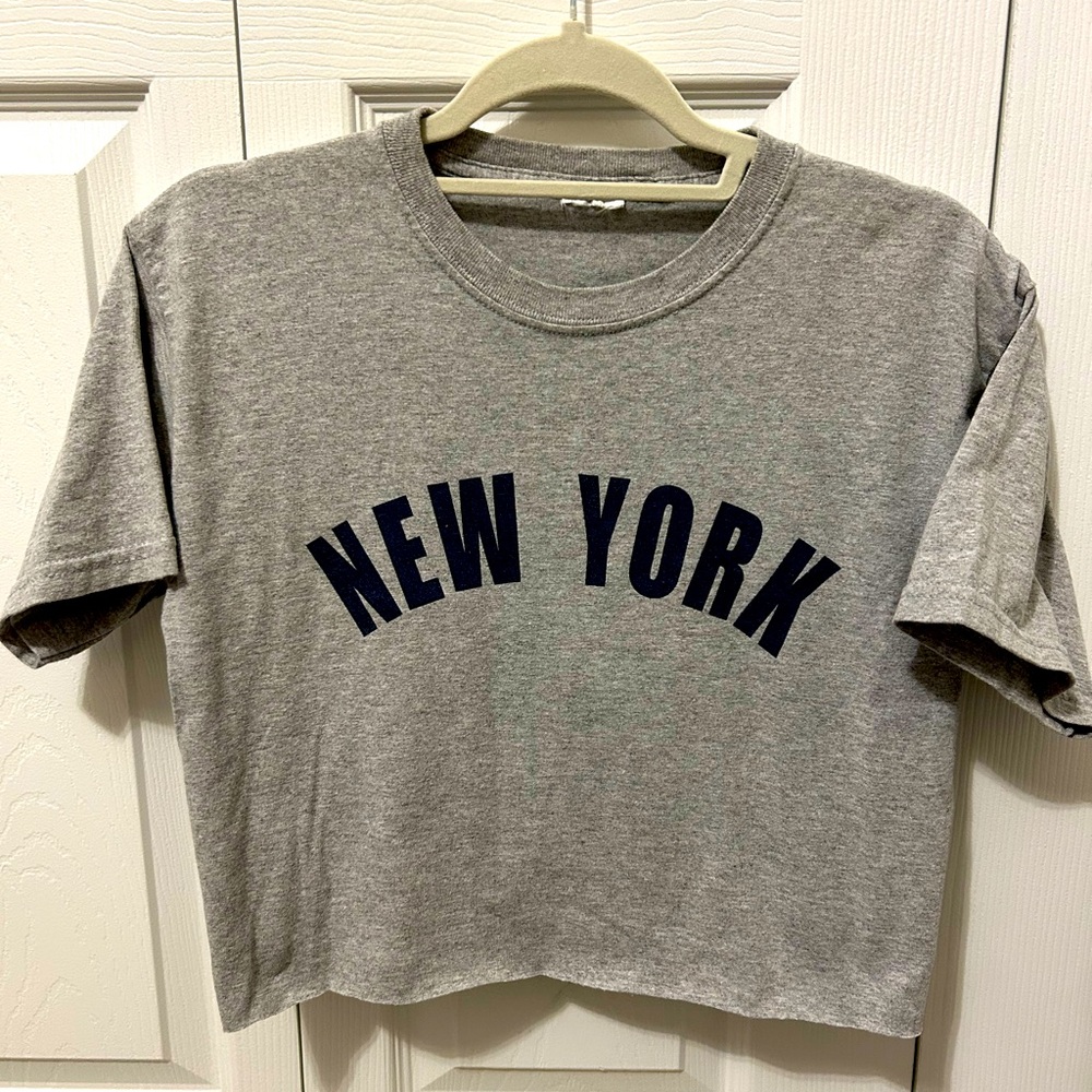 New York Yankees crop top. Giambi #25. Two sided. Best fits ladies medium